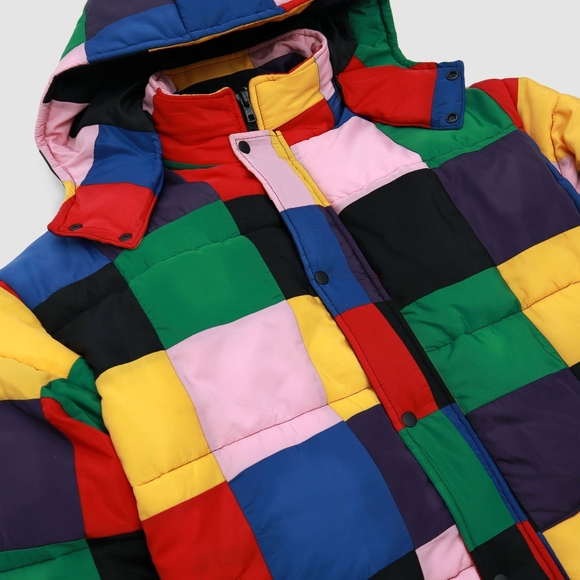 Extraordinary - Picture 5 of 15